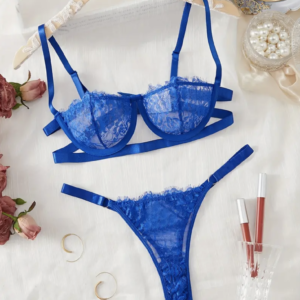 Sensual conjunto de lenceria de dos piezas con encaje